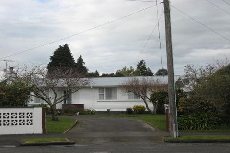 Photo of property in 14 Madden Place, Solway, Masterton, 5810