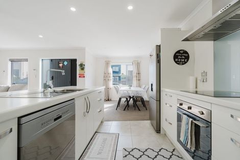 Photo of property in 36 Ridgedale Crescent, Flagstaff, Hamilton, 3210