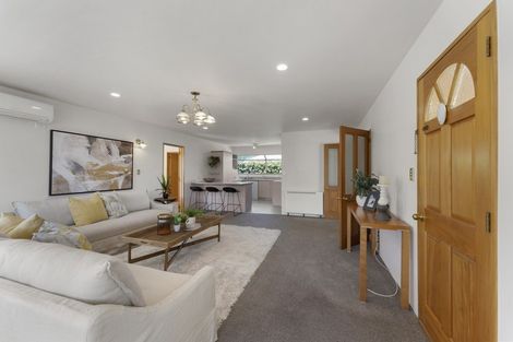 Photo of property in 166 Queenspark Drive, Parklands, Christchurch, 8083