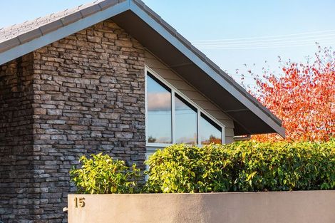 Photo of property in 15 Parata Street, Two Mile Bay, Taupo, 3330