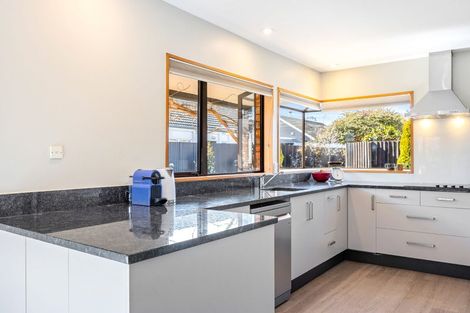 Photo of property in 1/63 Idris Road, Fendalton, Christchurch, 8052