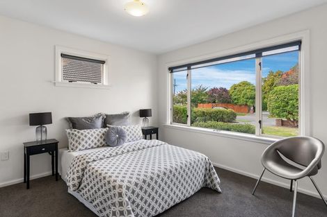 Photo of property in 39 Charlcott Street, Burnside, Christchurch, 8053