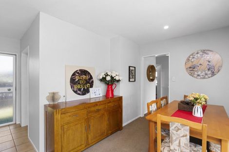 Photo of property in 2 Zenith Place, Hei Hei, Christchurch, 8042