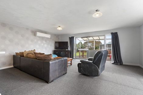 Photo of property in 79 Taumaihi Street, Bulls, 4818