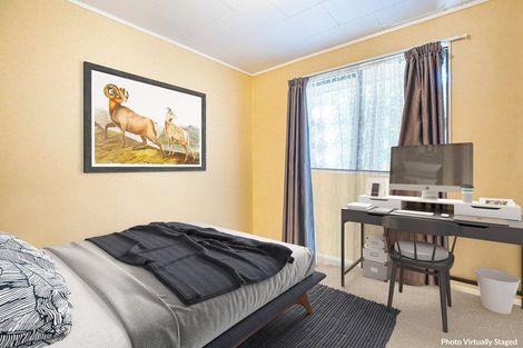 Photo of property in 64 Meadowvale Rise, Titirangi, Auckland, 0604