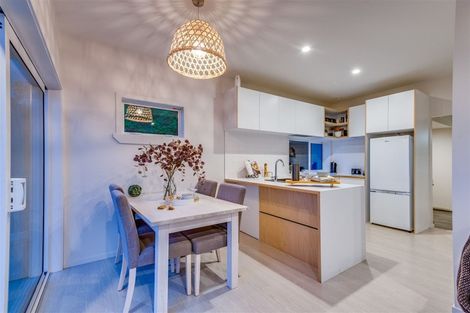 Photo of property in 182 Mount Pleasant Road, Mount Pleasant, Christchurch, 8081