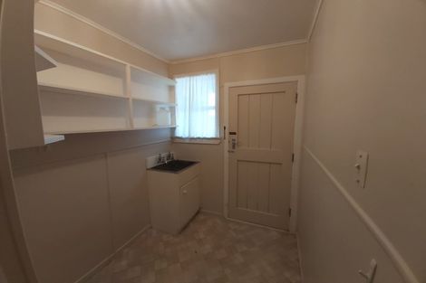 Photo of property in 6 Murray Avenue, Hawera, 4610