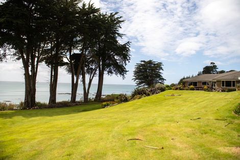 Photo of property in 506 The Nuggets Road, Ahuriri Flat, Kaka Point, 9271