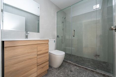 Photo of property in 2c/3 Blanc Road, Silverdale, 0932