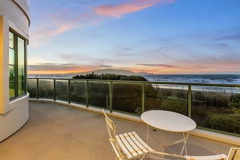 Photo of property in 69 Field Way, Waikanae Beach, Waikanae, 5036