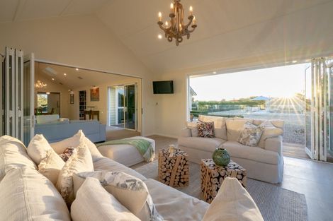 Photo of property in 2 Green Haven Lane, Tamahere, Hamilton, 3283