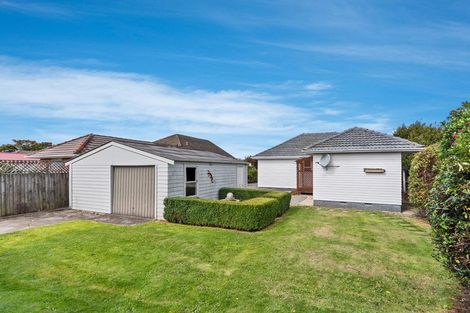 Photo of property in 39 Charlcott Street, Burnside, Christchurch, 8053