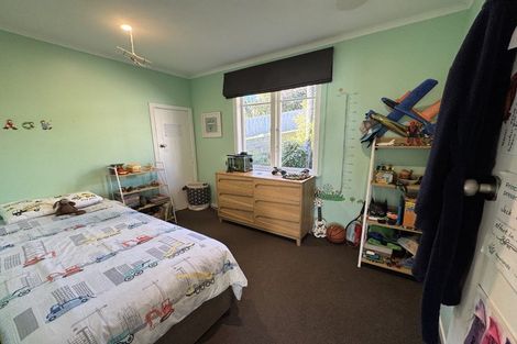 Photo of property in 50 Black Rock Road, Newlands, Wellington, 6037