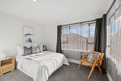 Photo of property in 185 Bowhill Road, New Brighton, Christchurch, 8083