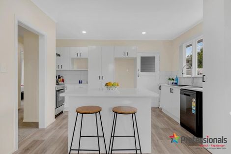 Photo of property in 18b Alexander Street, Papakura, 2110