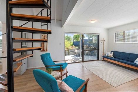 Photo of property in 27 Hemara Street, Waikanae Beach, Waikanae, 5036