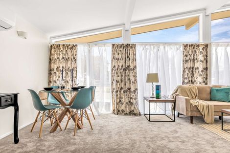 Photo of property in 116 Birkdale Road, Birkdale, Auckland, 0626