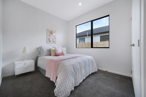 Photo of property in 42 Holcroft Street, Papakura, 2110