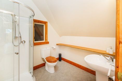 Photo of property in 355 Turitea Road, Turitea, Palmerston North, 4472