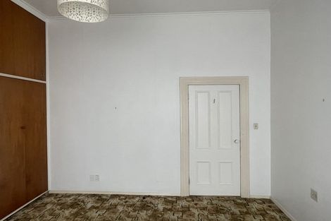 Photo of property in 19 Myrtle Crescent, Mount Cook, Wellington, 6021