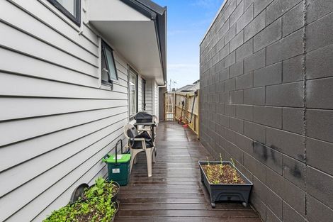 Photo of property in 49 Matata Drive, Takanini, 2112