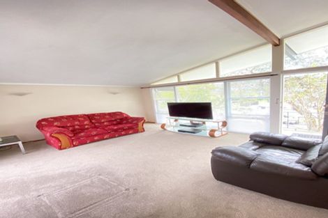 Photo of property in 8 Orion Place, Hillcrest, Auckland, 0627