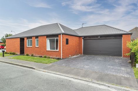 Photo of property in 18 Mcleish Lane, Spreydon, Christchurch, 8024