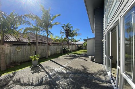 Photo of property in 22 Pine Harbour Parade, Beachlands, Auckland, 2018