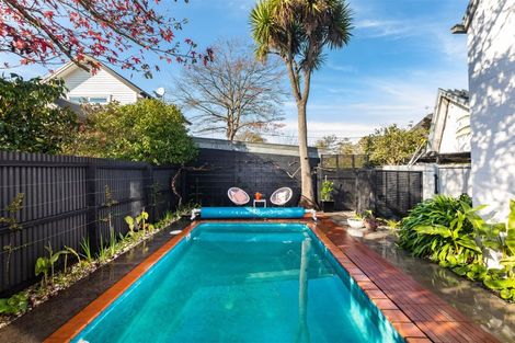 Photo of property in 394 Papanui Road, Strowan, Christchurch, 8052