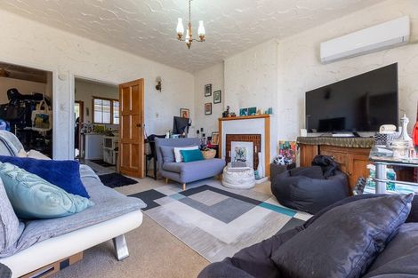 Photo of property in 25 The Esplanade, Raumati South, Paraparaumu, 5032