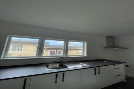 Photo of property in 4153 Great North Road, Glen Eden, Auckland, 0602