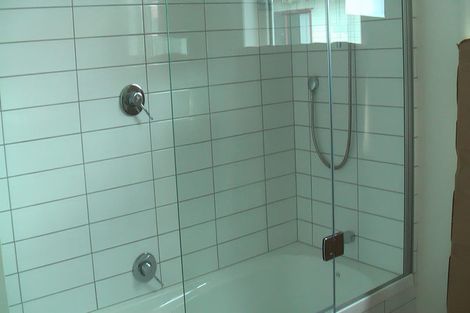 Photo of property in 109a Roberts Road, Te Atatu South, Auckland, 0610