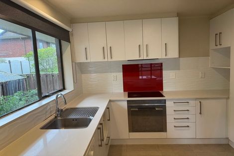 Photo of property in 2/6 Raddock Place, Half Moon Bay, Auckland, 2012