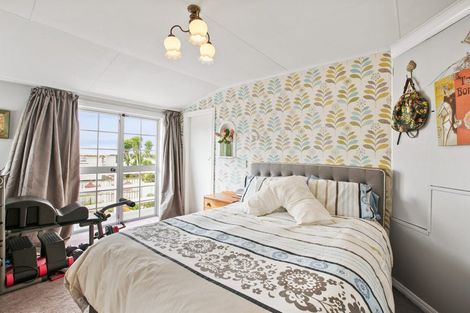 Photo of property in 1/92b South Road, Blagdon, New Plymouth, 4310