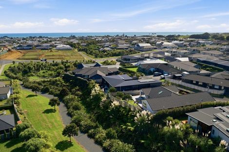 Photo of property in 3 Ashwood Lane, Bell Block, New Plymouth, 4312