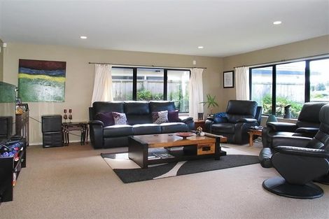 Photo of property in 52 Hawtrey Terrace, Churton Park, Wellington, 6037