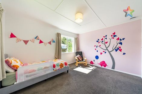 Photo of property in 126 Hine Road, Wainuiomata, Lower Hutt, 5014