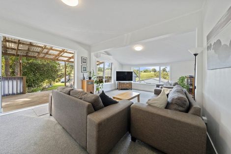 Photo of property in 85 Kaipara Coast Highway, Helensville, Kaukapakapa, 0871