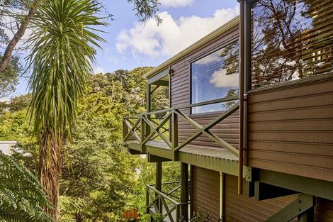 Photo of property in 126a Cheviot Road, Lowry Bay, Lower Hutt, 5013