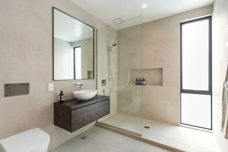 Photo of property in 27 Carlton Mill Road, Merivale, Christchurch, 8014