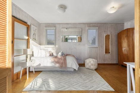 Photo of property in 7 Nihinihi Avenue, Raglan, 3225