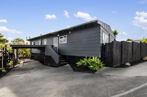 Photo of property in 20 Crosby Road, West Harbour, Auckland, 0618
