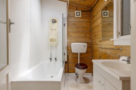 Photo of property in 47 Whakaipo Avenue, Taupo, 3330