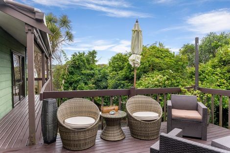 Photo of property in 10 Latitude Close, Whitby, Porirua, 5024