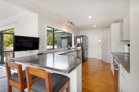 Photo of property in 23 Willowbank Road, Tawa, Wellington, 5028