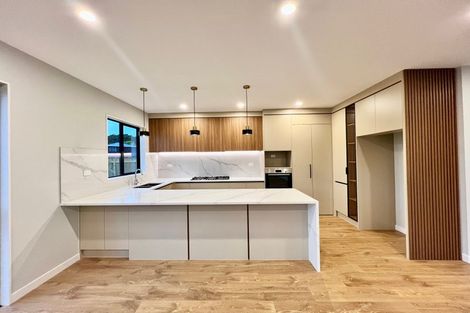 Photo of property in 16 Kiokio Place, Swanson, Auckland, 0614