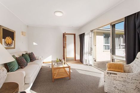Photo of property in 292 Main North Road, Redwood, Christchurch, 8051