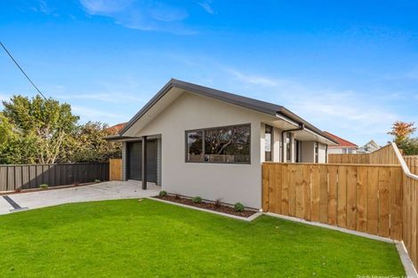 Photo of property in 17a Queenwood Road, Levin, 5510