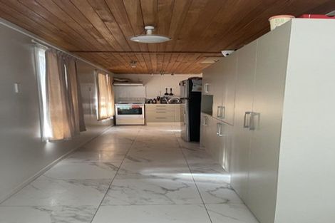 Photo of property in 79 Gardner Avenue, New Lynn, Auckland, 0600