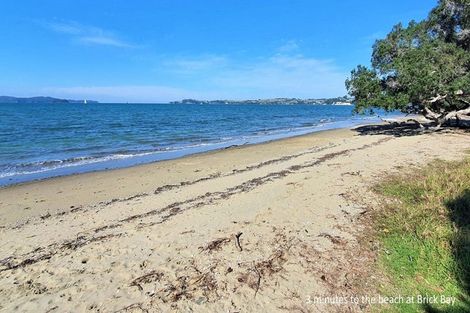 Photo of property in 76 Brick Bay Drive, Sandspit, Warkworth, 0982
